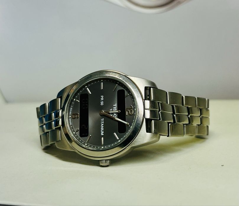 Tissot Aerospace ref J390–490 tytan