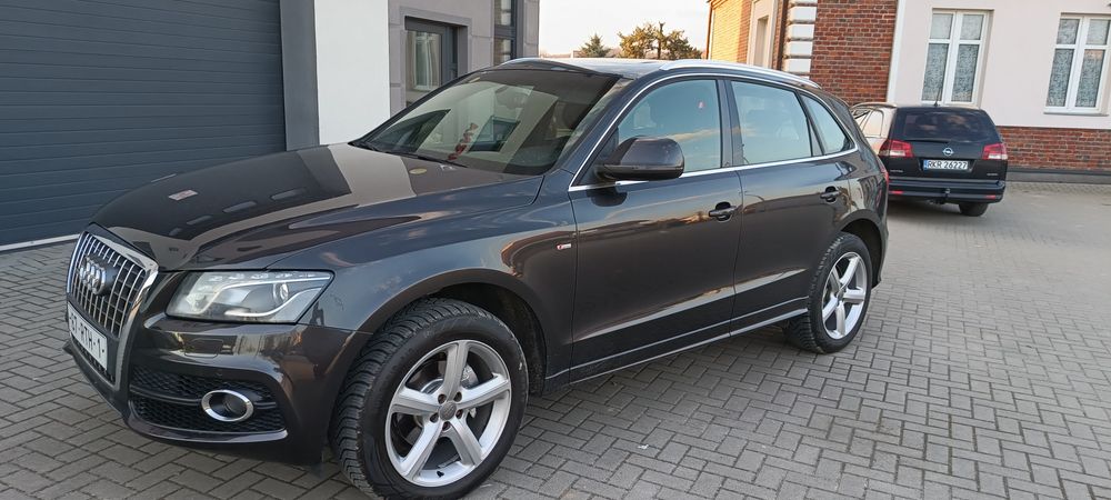 Sprzedam bardzo ładne Audi Q5 2.0 TDI Quattro S Line 129 tys km