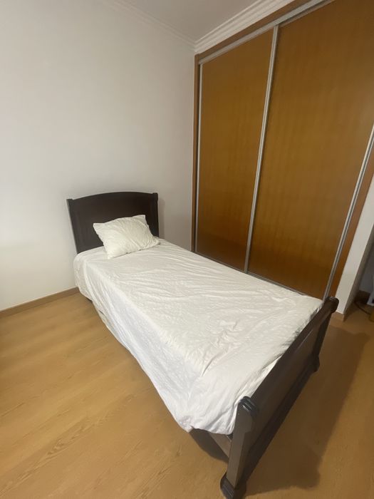 Cama com colchão