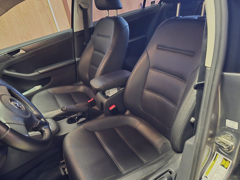 Volkswagen Jetta 2013/14