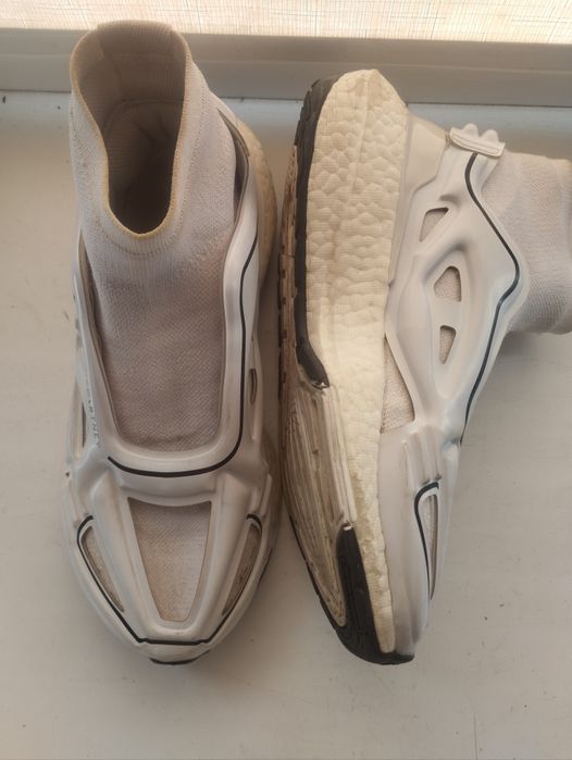 Adidas by Stella McCartney. Кросівки шкарпетки