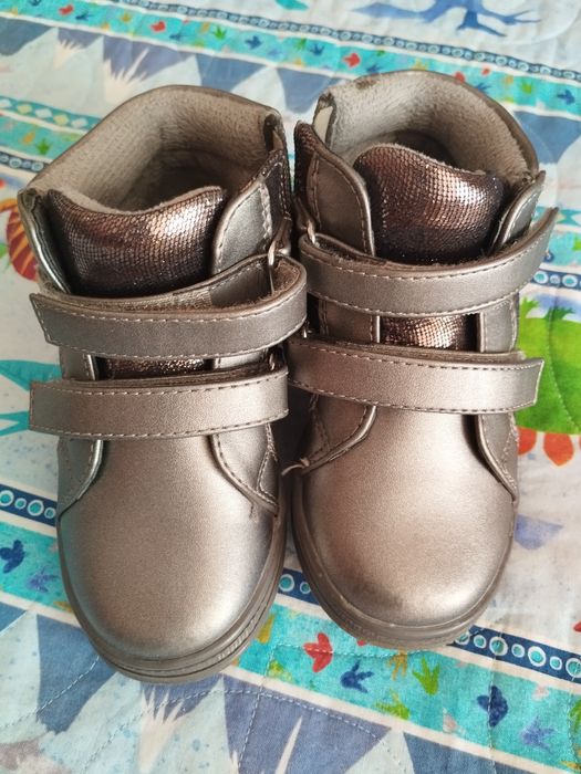 Сапоги ботинки размер 23