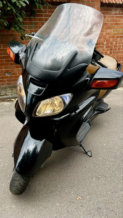 Suzuki Burgman 650 2004p.