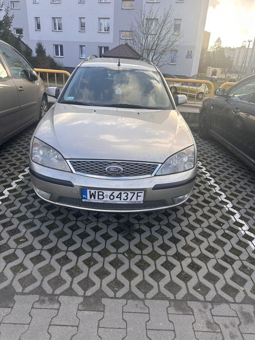 Samochód Ford Mondeo