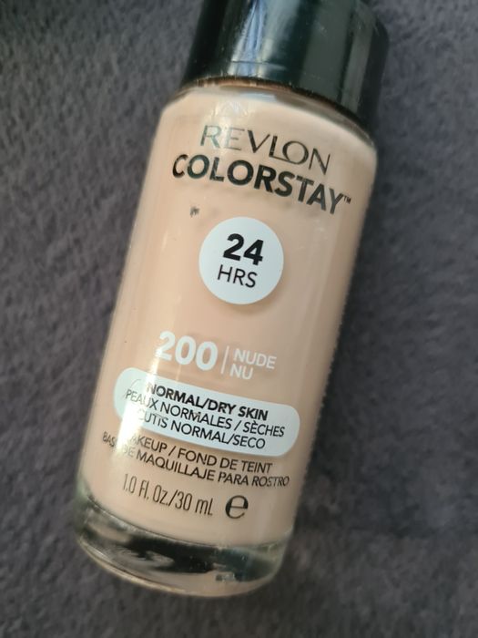 Podkład revlon 200 nude