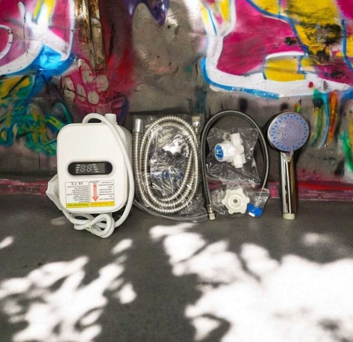 Проточний нагрівач води водонагреватель проточный настенный