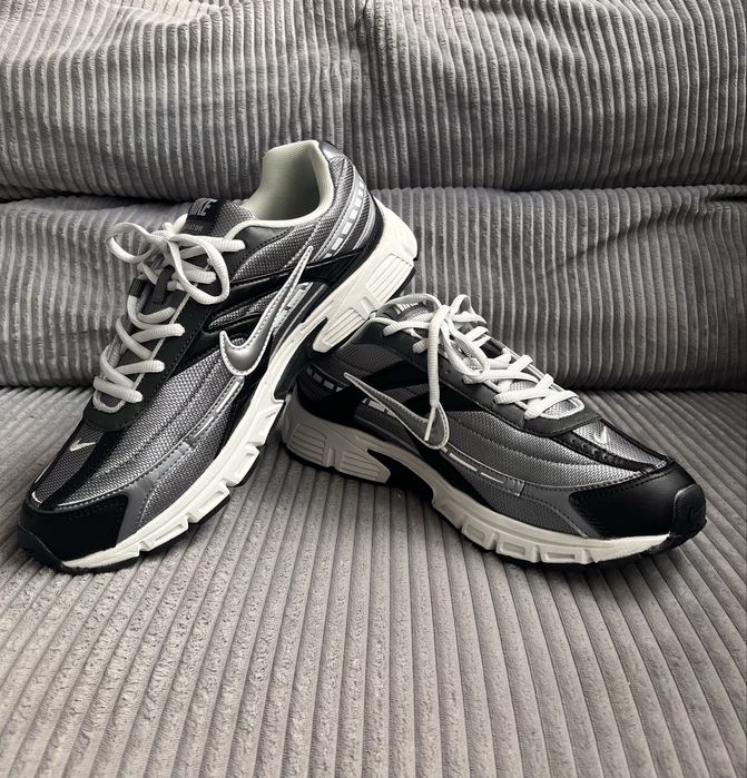 Nike initiator 42 та 45 розміри