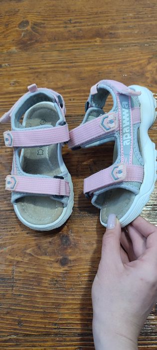 Босоніжки на дівчинку 31р