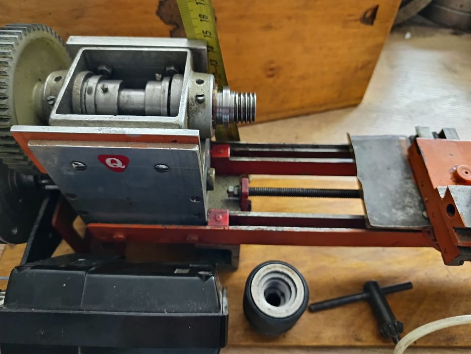 Tokareczka tokarka do metalu