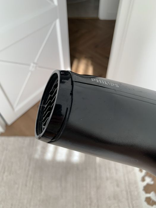 Фен Philips ThermoProtect 2100W