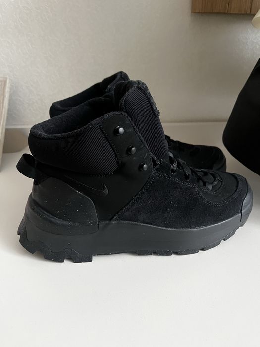 Оригінал Nike city classic boots демісезонні зимові черевики кросівки