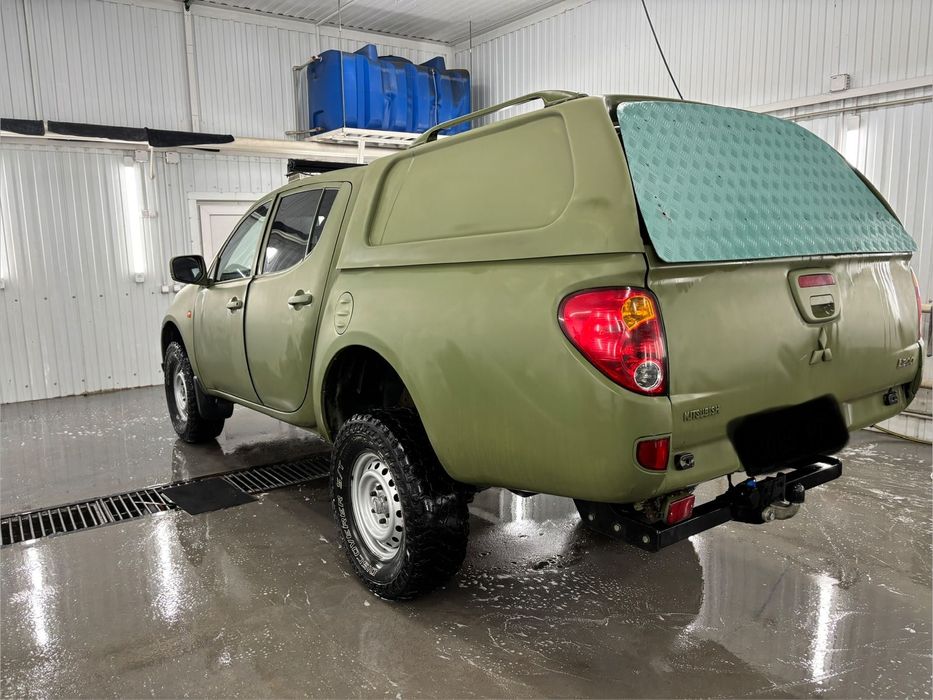 Mitsubishi l200 2011 ideal