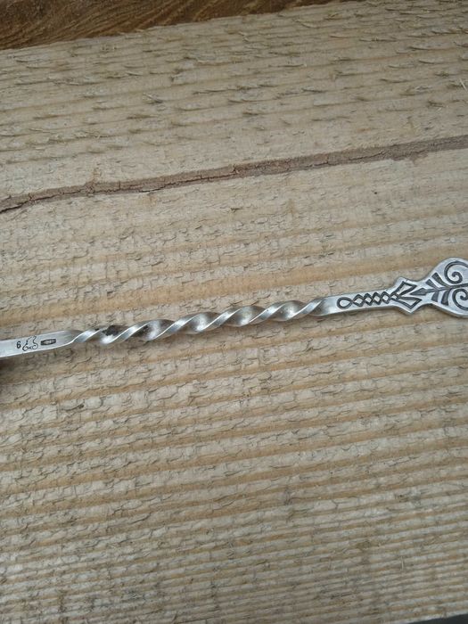 Срібна чайна ложка