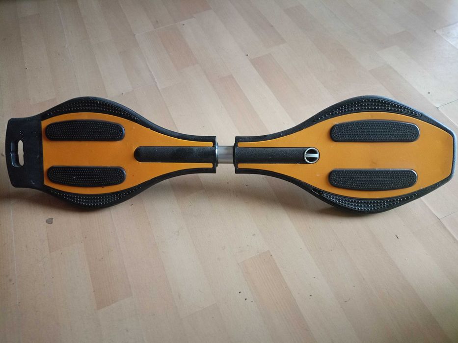 Deskorolka waveboard