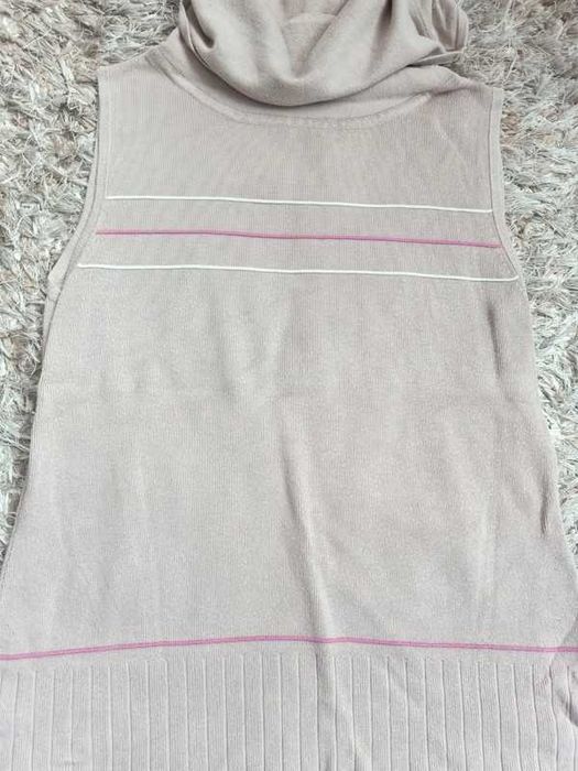 Bluzka dzianinowa Carry z golfem kamizelka