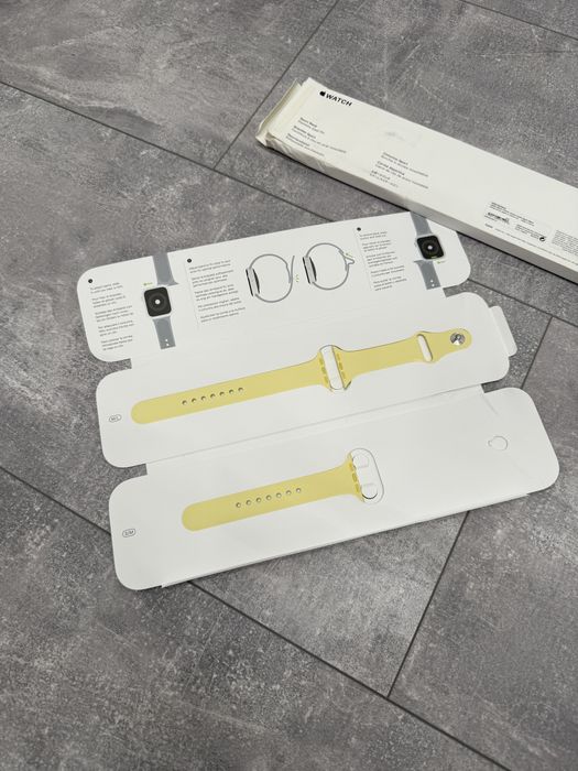 Ремінець Apple Watch 44mm Lemon Cream Sport Band