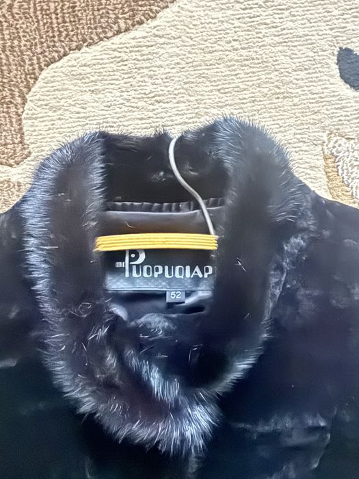 Продам шубу з мутона  з норкою в ідеальному стані р52