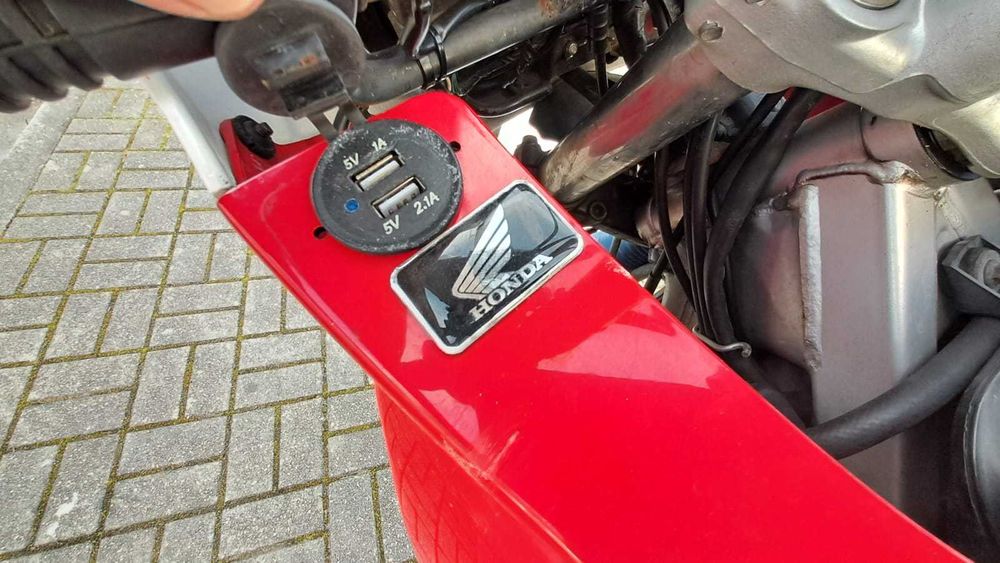 Honda Africa Twin 750 - RD07