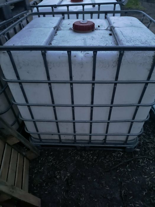 Paleto-pojemnik 1000L mauzer