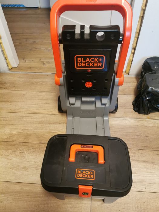 Stół warsztatowy dla dzieci