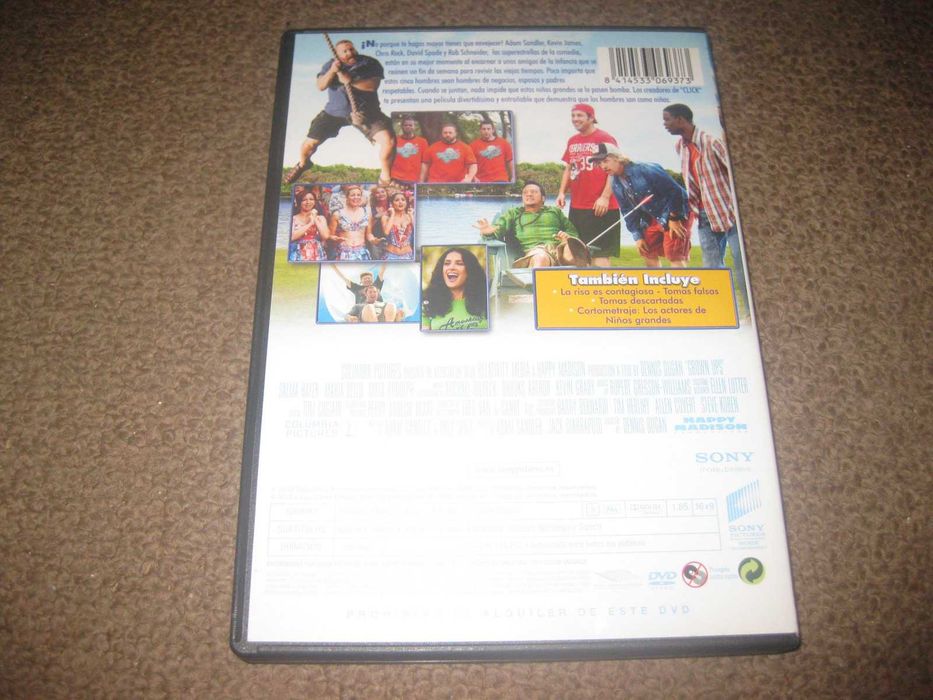 DVD "Miúdos e Graúdos" com Adam Sandler