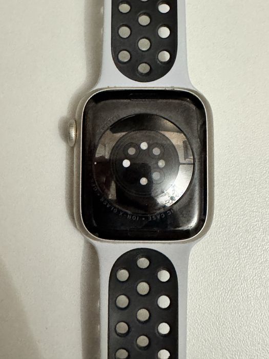 Apple Watch series 7 Nike edition