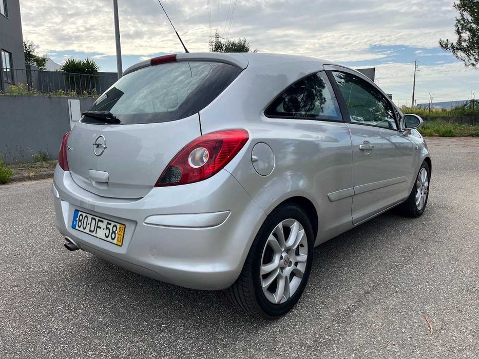 Opel Corsa 1.2 80cv Sport
