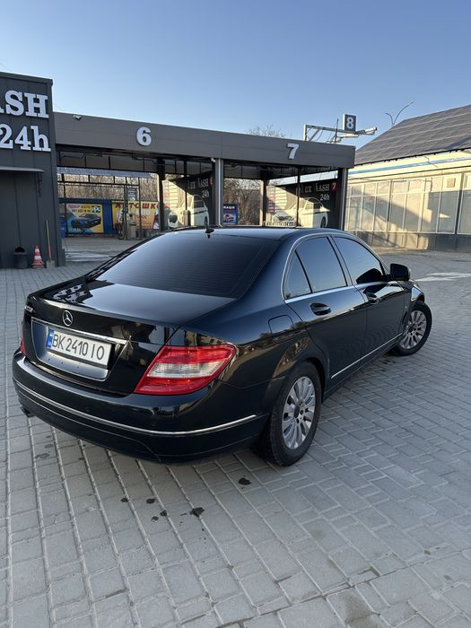 Mercedes-Benz c220 w204 2007 для військового