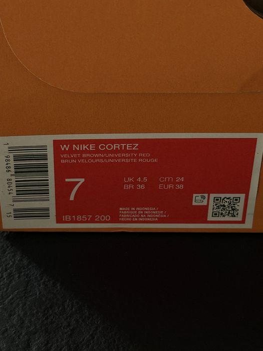 Nike Cortez жіночі US 7 натуральна замша