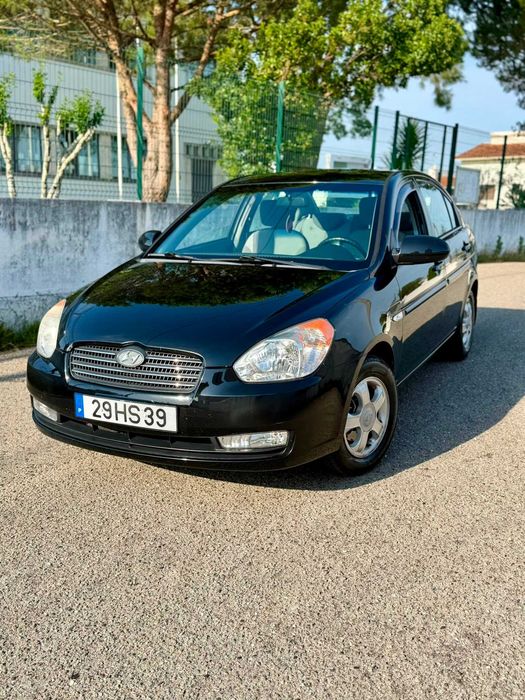 HYUNDAI Accent 1.4 - 2009