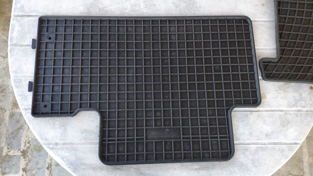 Tapetes novos em borracha de muito boa qualidade para Honda Civic.