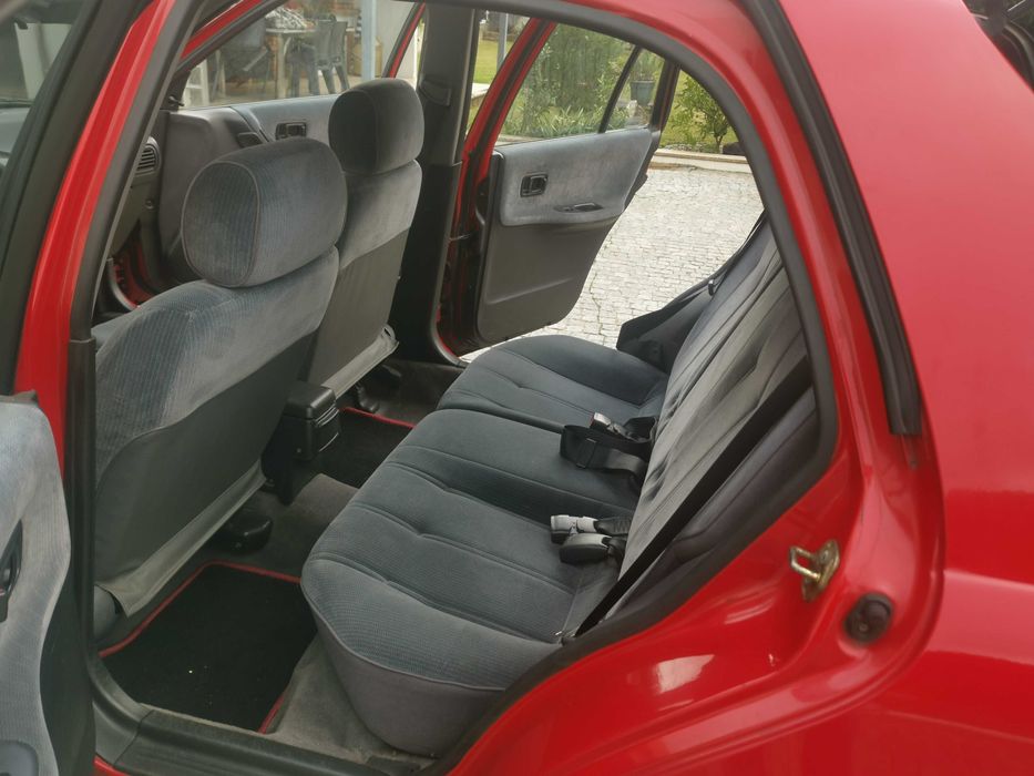 Nissan Sunny 1.4  121.000 Kms