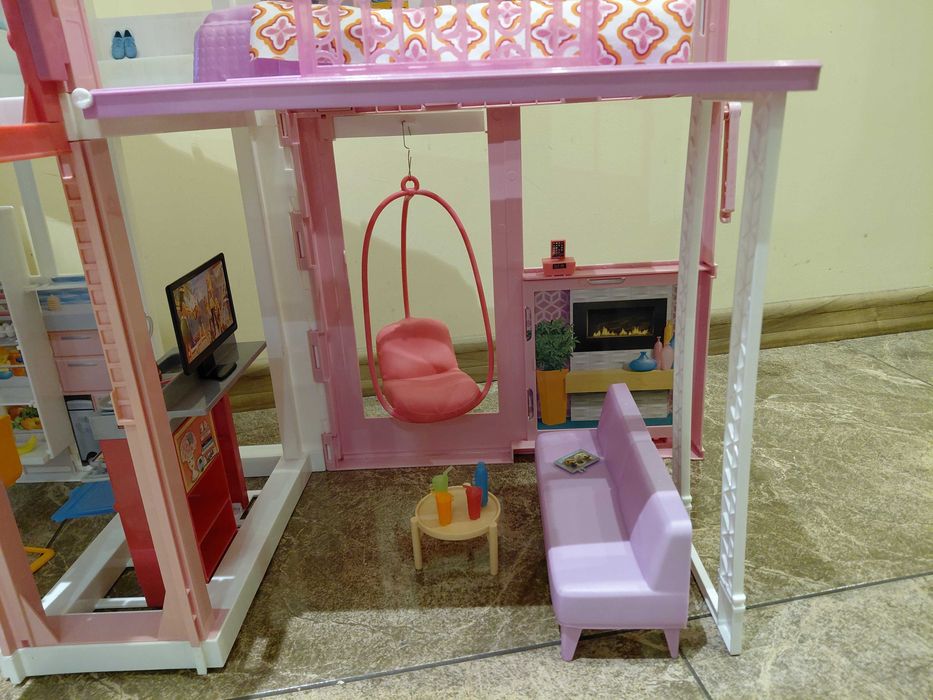 Domek dla Barbie 3 piętrowy