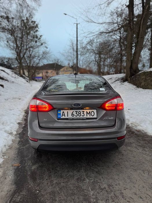 FORD FIESTA 2013 рік
