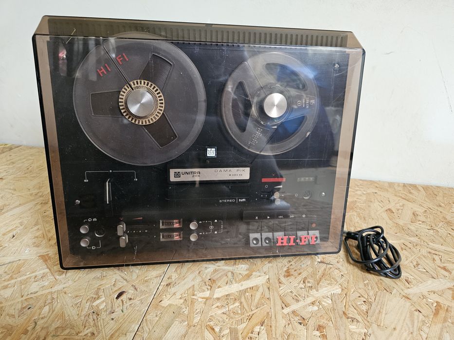 Magnetofon szpulowy Unitra ZRK M-2403 SD +  13 taśm