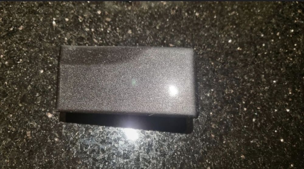 AUDI A3 8P listwa błotnika lewy przód 8P0.863.991.B