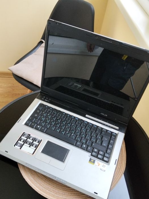 Ноутбук Asus A6000