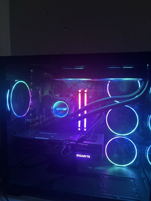 Vendo Pc gamer/setup roda tudo pouco negociavel muito barato!! 2 monitores!