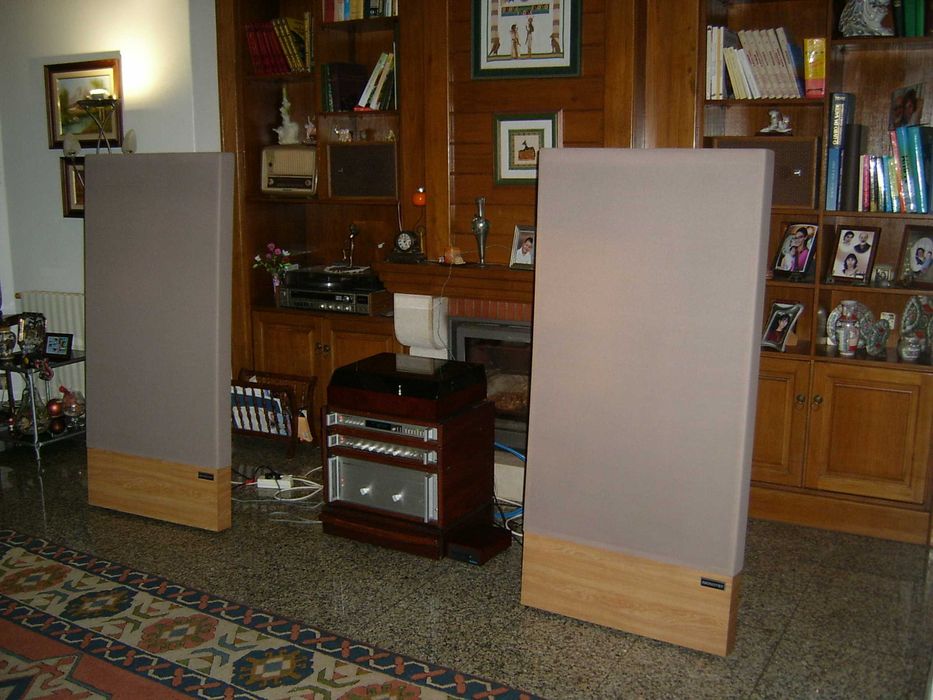 Colunas (Speakers)  electroestáticas Acoustat MK 121.2
