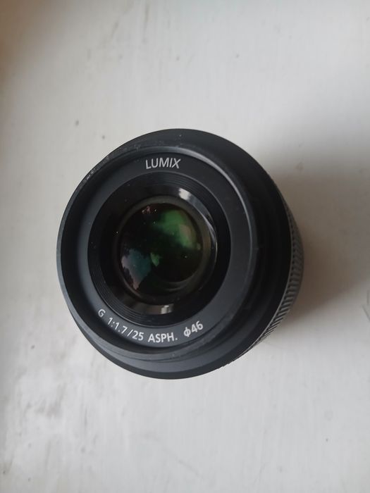Panasonic Lumix G 25 mm f/1.7