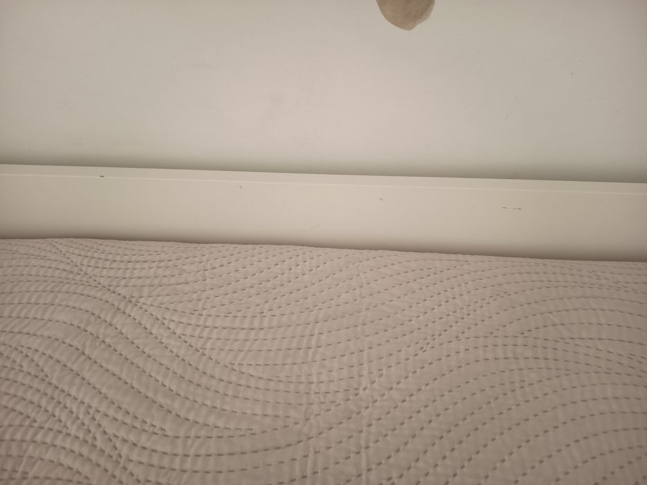 Cama que se transforma em casa de casal