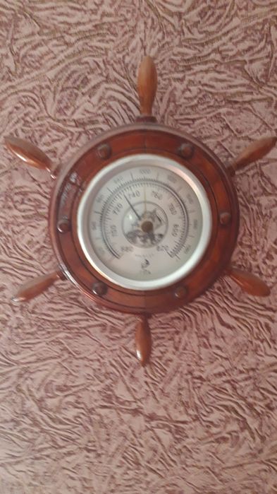 Продам барометр.