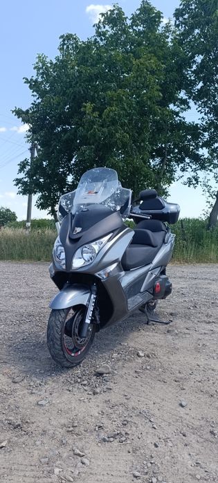 Продам Макси скутер HONDA SW-T400