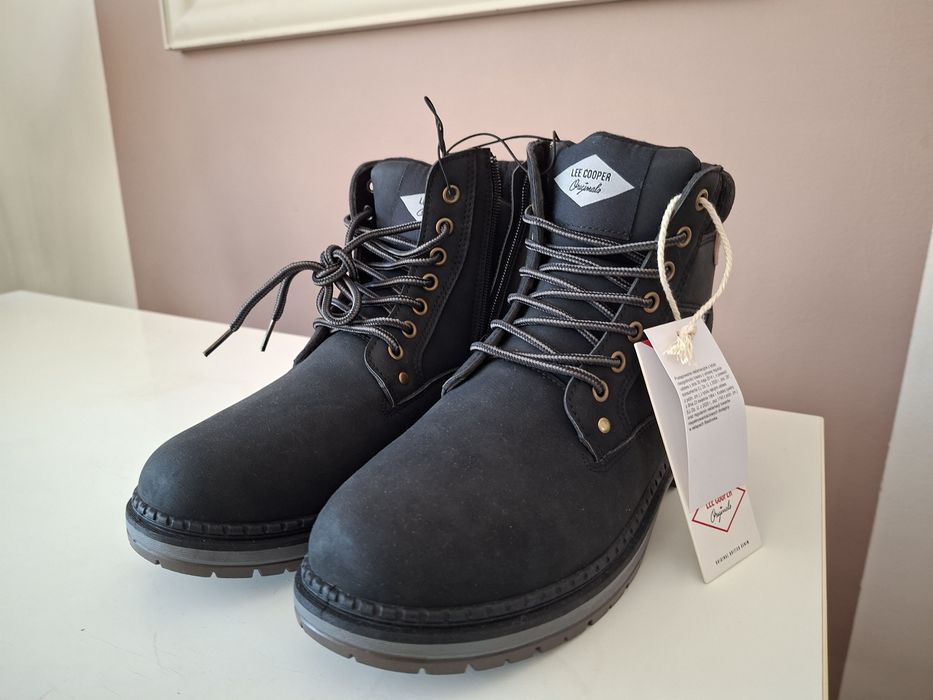 Czarne, sznurowane buty Lee Cooper r.42