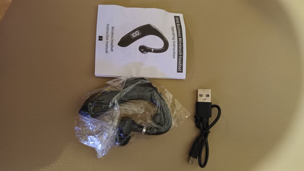 Słuchawka bluetooth z wyświetlaczem
