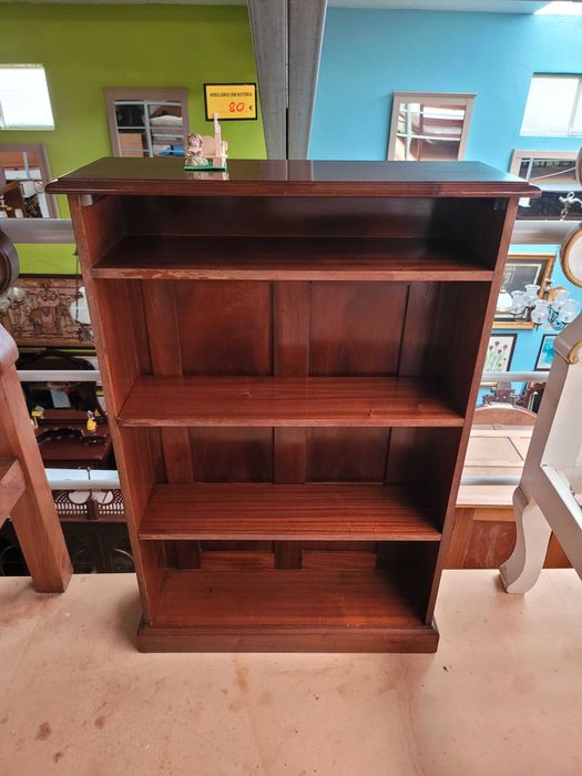 Estante em madeira maciça - óptimo estado