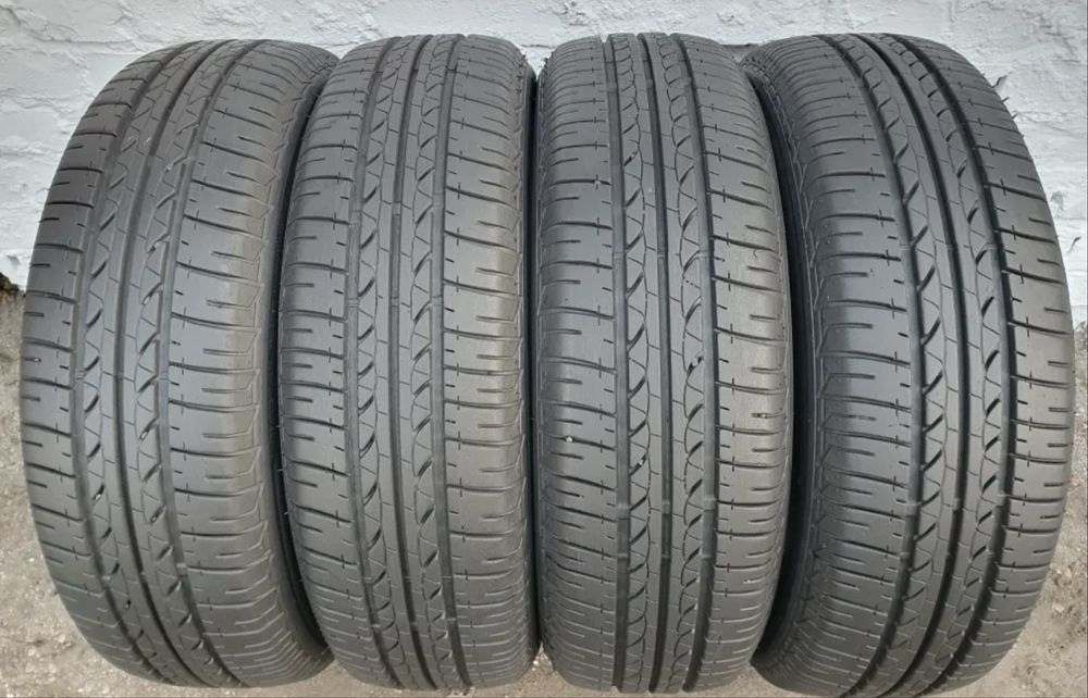 Шини майже нові 185/65 R15 Bridgestone , комплект резини Японська