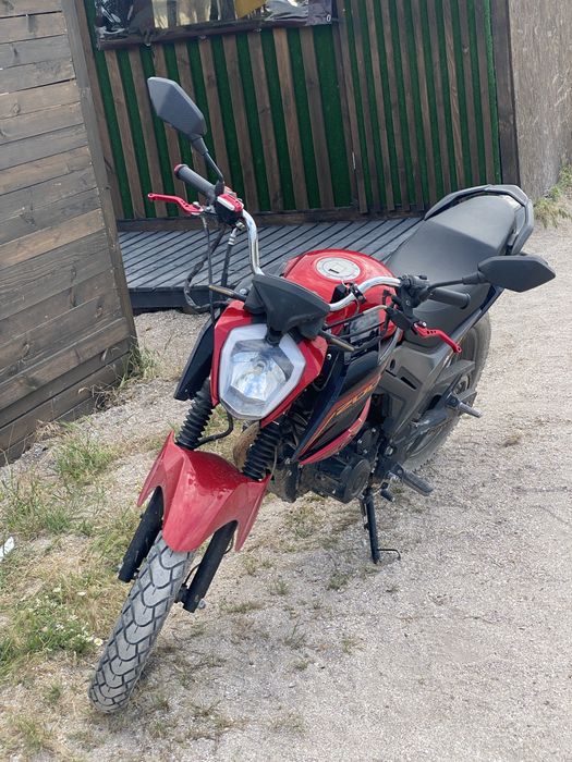 Lifan JR200.