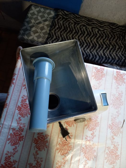 Мясорубка Браун 1300