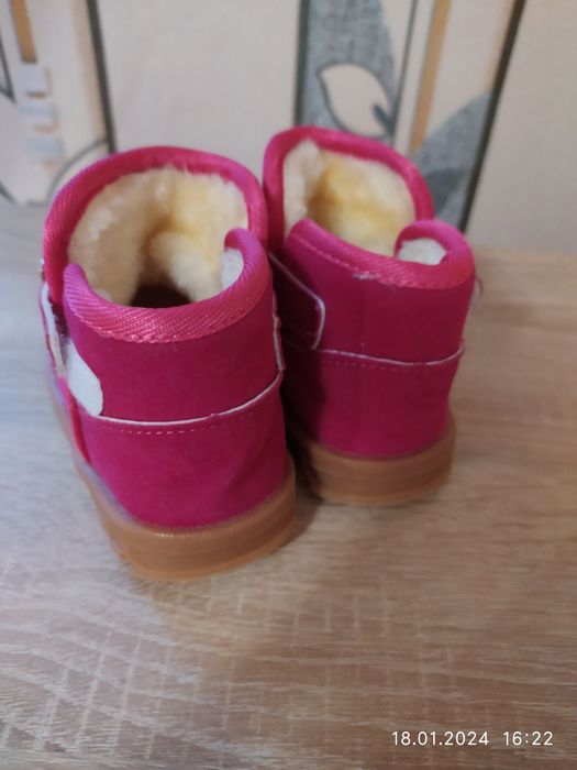 Дитячі уггі малинові